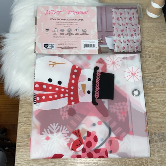 Betsey Johnson Jolly Pink Snowman Shower Curtain Liner NWT - Picture 3 of 4